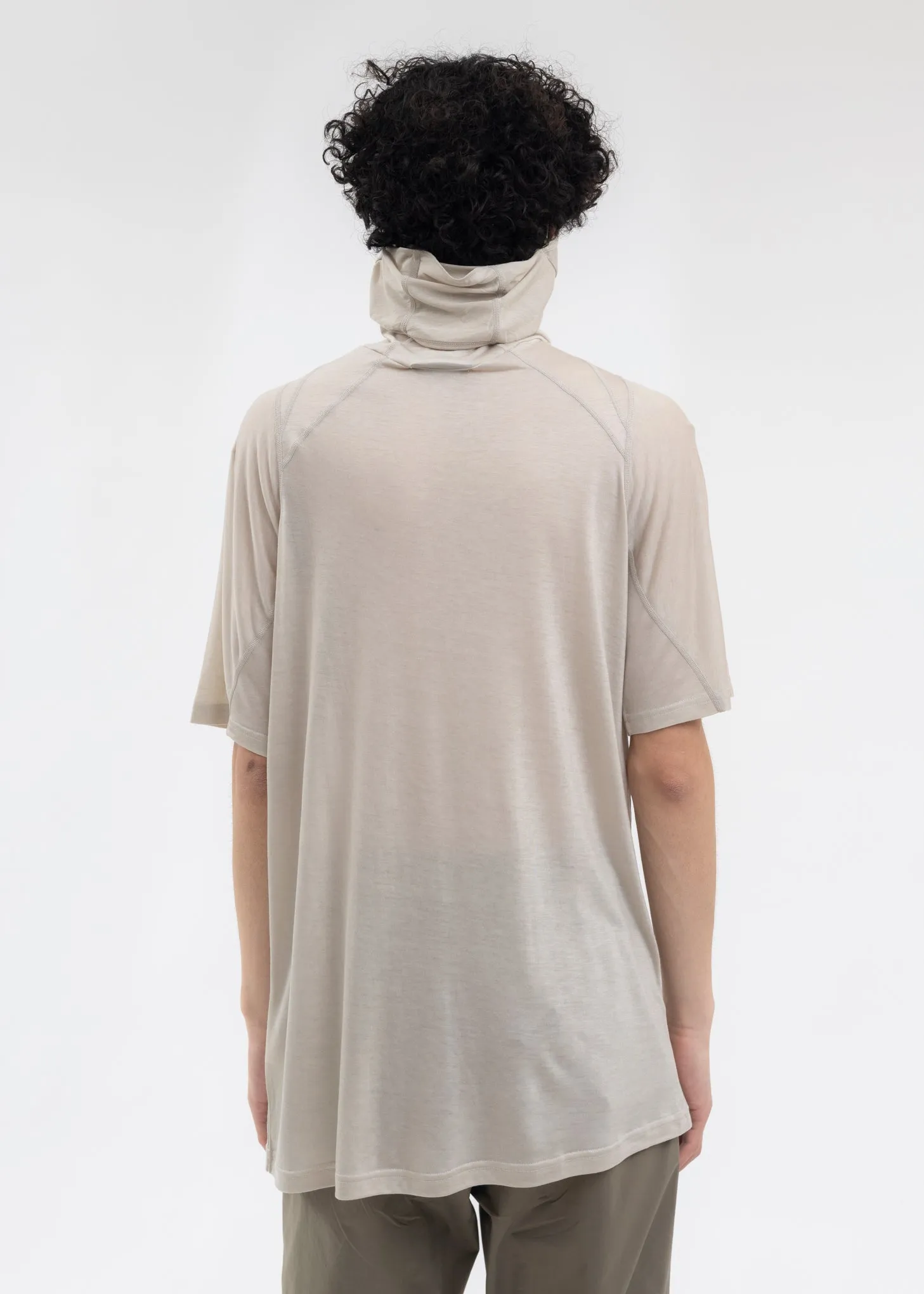 5.0  TEE CENTER (WARM GREY)