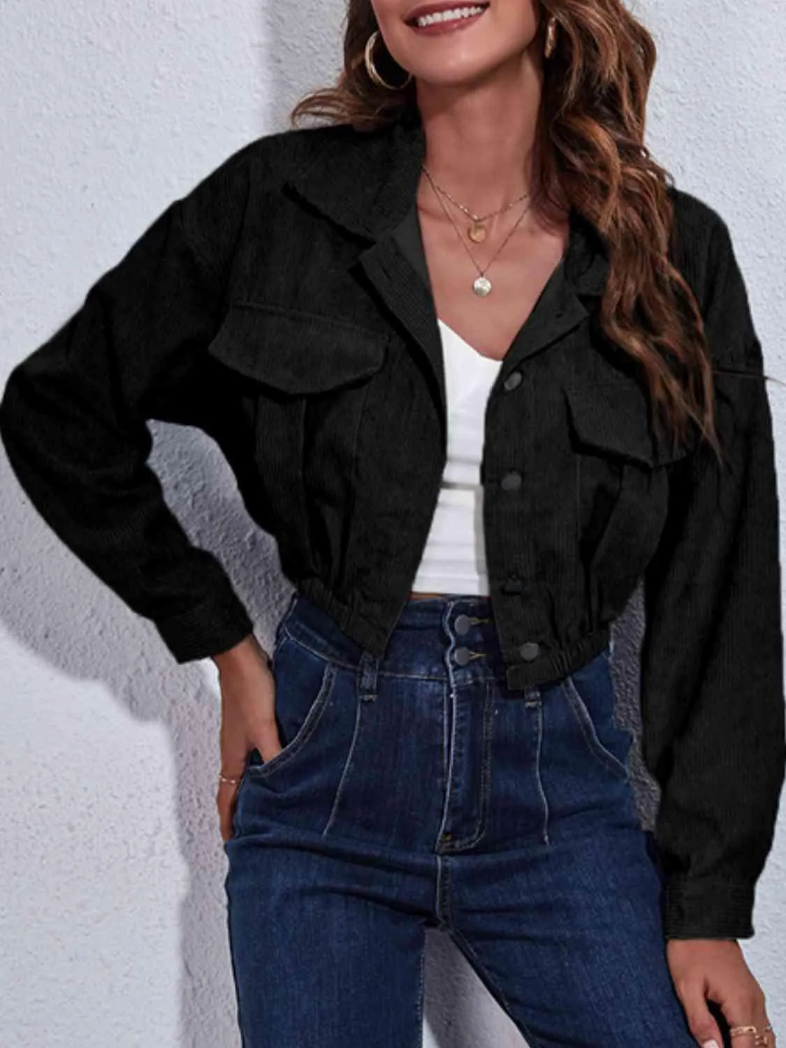 Fashion-forward Comfort Buttoned Cropped Jacket