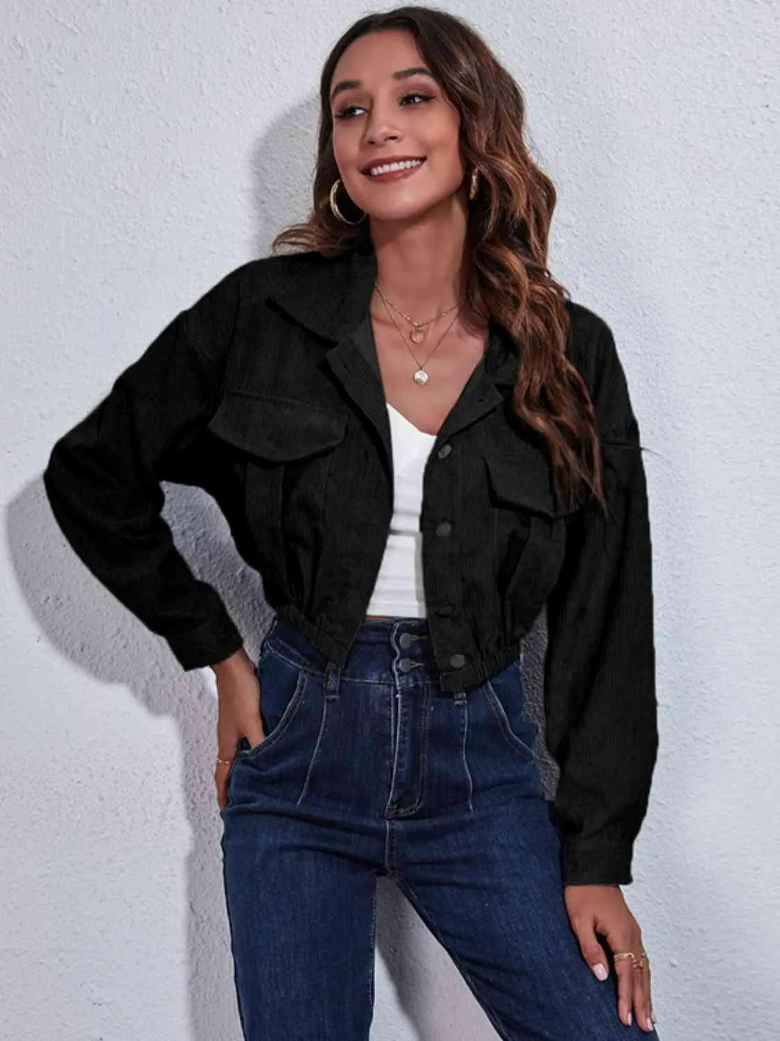 Fashion-forward Comfort Buttoned Cropped Jacket