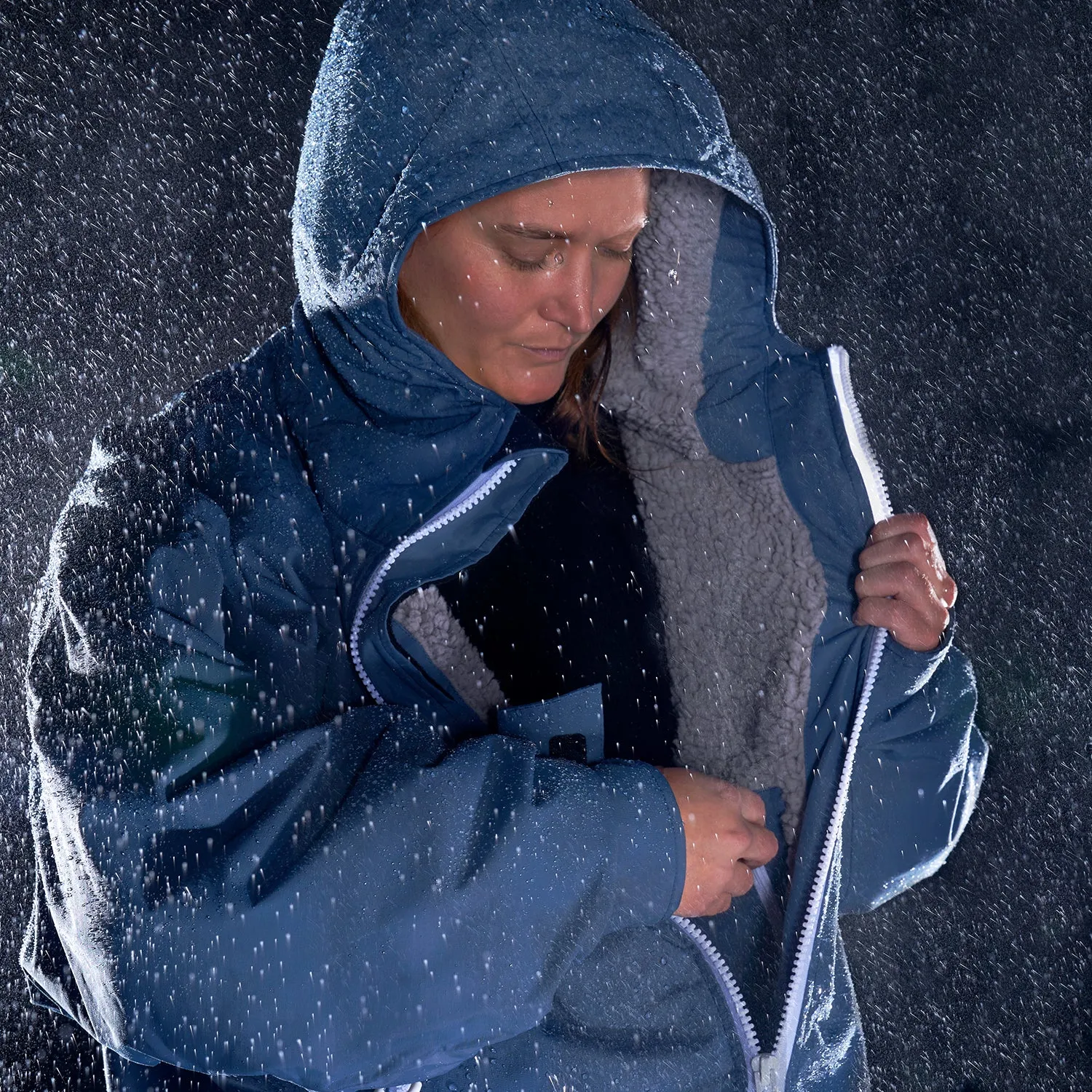 GONG | Poncho Imperméable Noir